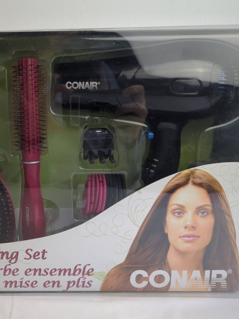 NWT Conair Styling Set